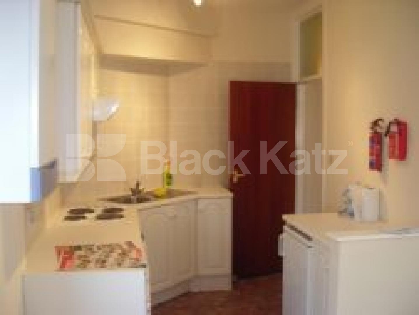 			1 Bedroom, 1 bath, 1 reception Ground Floor Flat			 Belgrave Gardens x 2, ST JOHNS WOOD NW8